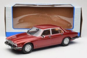 Jaguar XJ Series III Metallic Dark Red MCG 1:18 MCG18176 Metāls — attēls 6 no 6