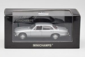 Jaguar XJ12 Series II Sudrabs Minichamps 1:43 400130401 Metāls — attēls 4 no 4
