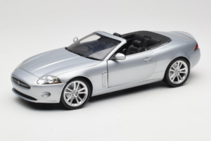 Jaguar XK X150 Kabriolets Sudrabs Minichamps 1:18 153130533 Metāls