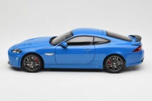 Jaguar XKR-S X150 French Racing Zils AUTOart 1:18 73641 Metāls — attēls 4 no 8
