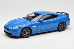 Jaguar XKR-S X150 French Racing Zils AUTOart 1:18 73641 Metāls