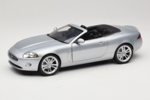 Jaguar XK X150 Kabriolets Sudrabs Minichamps 1:18 150130531 Metāls