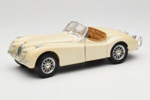 Jaguar XK120 Balts Eduscho 1:18 7482-1HTH Metāls