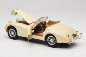 Jaguar XK120 Balts Eduscho 1:18 7482-1HTH Metāls — attēls 5 no 8