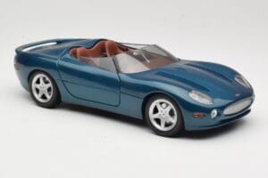 Jaguar XK180 Zaļš Maisto 1:18 50337 Metāls — attēls 6 no 8