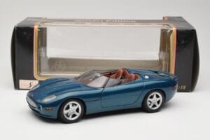 Jaguar XK180 Zaļš Maisto 1:18 50337 Metāls — attēls 8 no 8