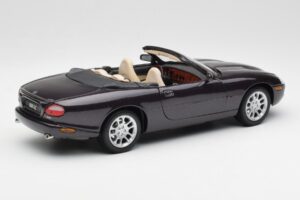 Jaguar XKR X100 Kabriolets Pelēks Maisto 1:18 50331 Metāls — attēls 3 no 8