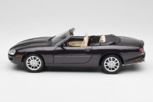 Jaguar XKR X100 Kabriolets Pelēks Maisto 1:18 50331 Metāls — attēls 4 no 8