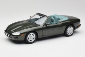 Jaguar XKR X100 Kabriolets Zaļš Maisto 1:18 37800-M1 Metāls