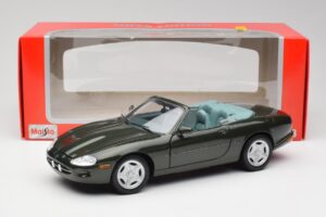 Jaguar XKR X100 Kabriolets Zaļš Maisto 1:18 37800-M1 Metāls — attēls 8 no 8