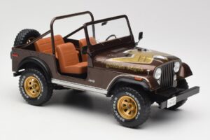 Jeep CJ-7 Golden Eagle Zaļš MCG 1:18 MCG18109 Metāls — attēls 4 no 6