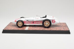 Watson Roadster #8 P. Flaherty John Zink Racing Indianapolis 500 Winner 1956 Carousel 1 1:18 143000 Metāls