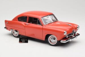 Kaiser Henry J Sarkans Sun Star 1:18 5092 Metāls — attēls 6 no 8