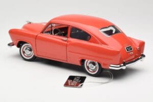 Kaiser Henry J Sarkans Sun Star 1:18 5092 Metāls — attēls 7 no 8