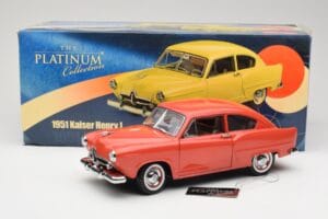 Kaiser Henry J Sarkans Sun Star 1:18 5092 Metāls — attēls 8 no 8