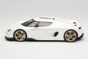 Koenigsegg CC850 Crystal White GT Spirit 1:18 GT903 Sveķi — attēls 3 no 6