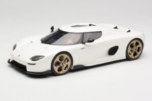 Koenigsegg CC850 Crystal White GT Spirit 1:18 GT903 Sveķi