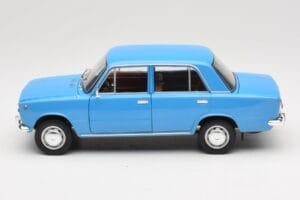 Lada 1200 2101 Zils IXO 1:18 18CMC204OP Metāls — attēls 4 no 8