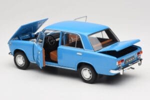Lada 1200 2101 Zils IXO 1:18 18CMC204OP Metāls — attēls 5 no 8