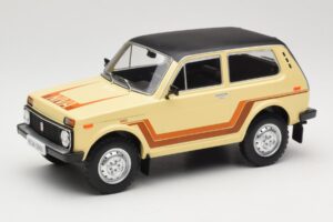 Lada Niva 2121 California Bēžs MCG 1:18 MCG18004 Metāls