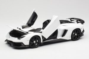Lamborghini Aventador J Balts AUTOart 1:18 74674 Metāls — attēls 2 no 8
