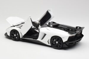 Lamborghini Aventador J Balts AUTOart 1:18 74674 Metāls — attēls 5 no 8