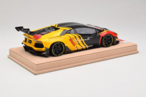 Lamborghini Aventador Liberty Walk Infinite Melns Dzeltens Timothy & Pierre 1:18 REMC035 Metāls — attēls 3 no 7