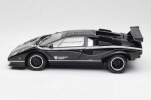 Lamborghini Countach LP500S Melns Kyosho 1:18 08326K Metāls — attēls 4 no 8