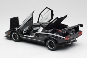 Lamborghini Countach LP500S Melns Kyosho 1:18 08326K Metāls — attēls 5 no 8