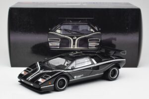 Lamborghini Countach LP500S Melns Kyosho 1:18 08326K Metāls — attēls 8 no 8