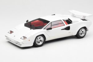 Lamborghini Countach LP500S Balts Kyosho 1:18 08320E Metāls