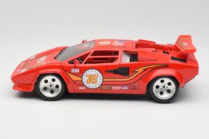 Lamborghini Countach Sarkans Bburago 1:18 3047 Metāls — attēls 4 no 8