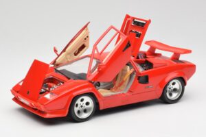 Lamborghini Countach Sarkans Bburago 1:18 3047-M1 Metāls — attēls 2 no 8