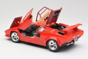 Lamborghini Countach Sarkans Bburago 1:18 3047-M1 Metāls — attēls 5 no 8
