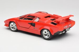 Lamborghini Countach Sarkans Bburago 1:18 3047-M1 Metāls — attēls 7 no 8