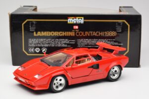 Lamborghini Countach Sarkans Bburago 1:18 3047-M1 Metāls — attēls 8 no 8