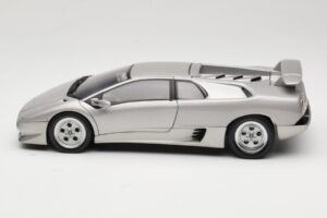 Lamborghini Diablo Sudrabs AUTOart 1:18 70071 Metāls — attēls 4 no 8