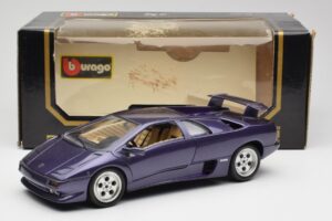 Lamborghini Diablo Violets Maisto 1:18 3028 Metāls — attēls 8 no 8