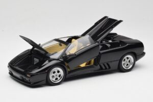 Lamborghini Diablo Roadster Melns AUTOart 1:18 70093-R1 Metāls — attēls 2 no 10