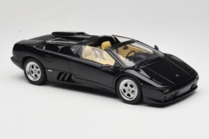 Lamborghini Diablo Roadster Melns AUTOart 1:18 70093-R1 Metāls — attēls 7 no 10