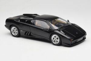 Lamborghini Diablo Roadster Melns AUTOart 1:18 70093-R1 Metāls — attēls 8 no 10