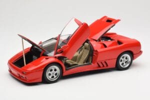 Lamborghini Diablo Roadster Sarkans AUTOart 1:18 70091 Metāls — attēls 2 no 8