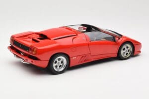 Lamborghini Diablo Roadster Sarkans AUTOart 1:18 70091 Metāls — attēls 3 no 8