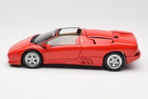 Lamborghini Diablo Roadster Sarkans AUTOart 1:18 70091 Metāls — attēls 4 no 8
