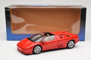 Lamborghini Diablo Roadster Sarkans AUTOart 1:18 70091 Metāls — attēls 8 no 8