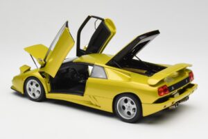 Lamborghini Diablo SE30 Anniversary Edition Dzeltens Spyder AUTOart 1:18 79157 Metāls — attēls 5 no 8