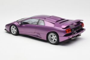 Lamborghini Diablo SE30 Jota Metallic Lillā AUTOart 1:18 79142 Kompozīts — attēls 7 no 8