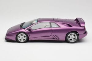 Lamborghini Diablo SE30 Anniversary Edition Metallic Lillā AUTOart 1:18 79158 Metāls — attēls 4 no 8