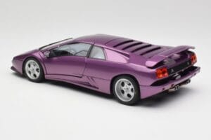 Lamborghini Diablo SE30 Anniversary Edition Metallic Lillā AUTOart 1:18 79158 Metāls — attēls 7 no 8