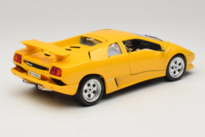 Lamborghini Diablo Dzeltens Bburago 1:18 3041-M2 Metāls — attēls 3 no 8